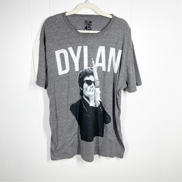 Revolution 45 Dylan Graphic Short Sleeve Gray Tee Extra Large - Picture 1 of 4